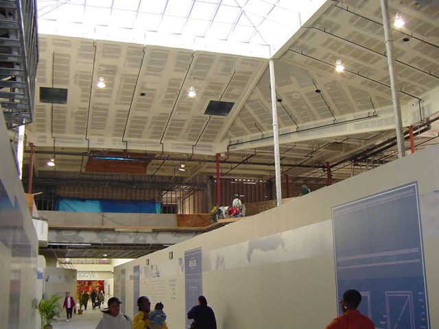 commercial construction picture